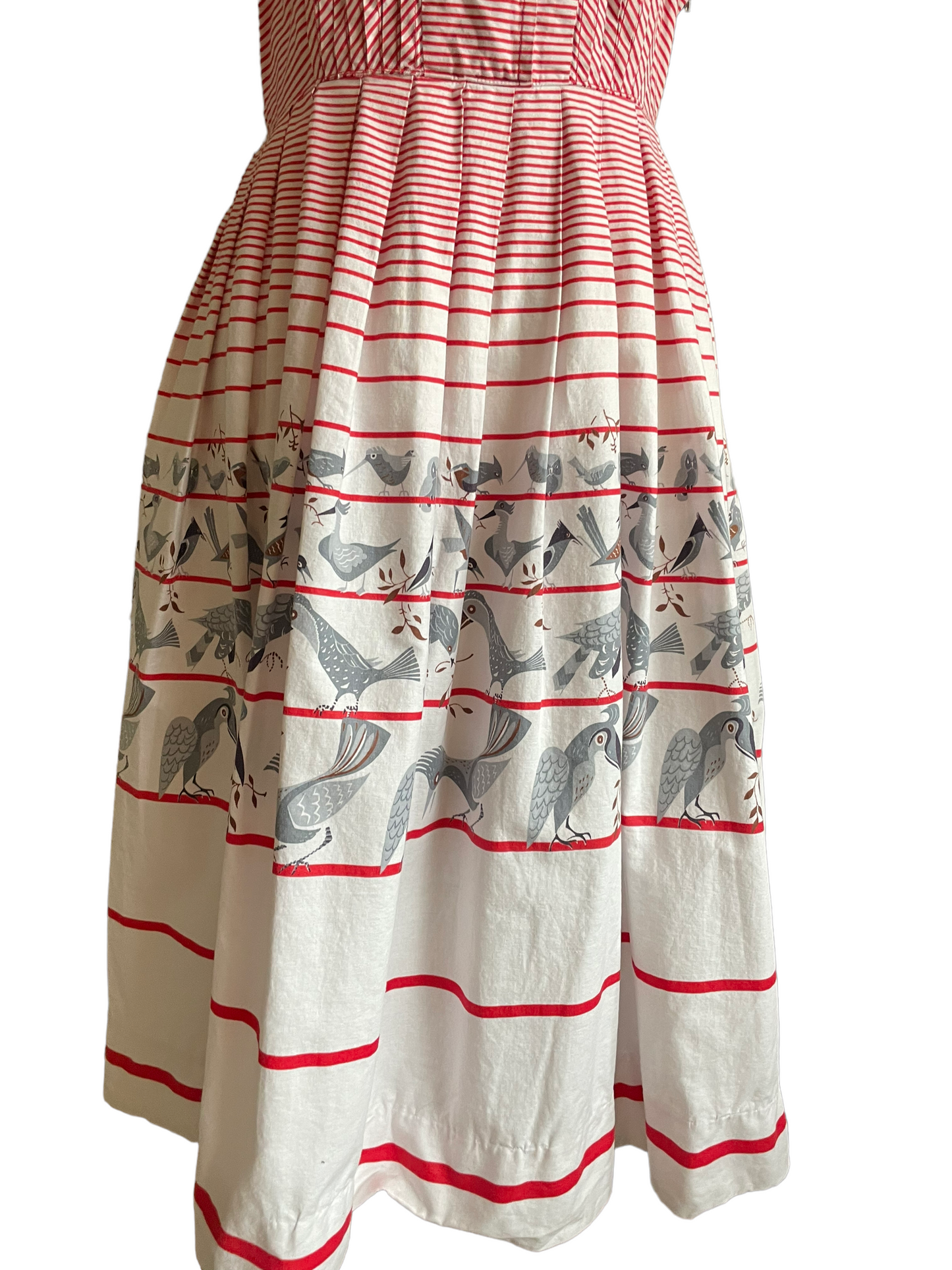 Vintage 1950s Novelty Bird Dress SZ S |  Barn Owl Vintage | Seattle Vintage Dresses Front view of skirt.