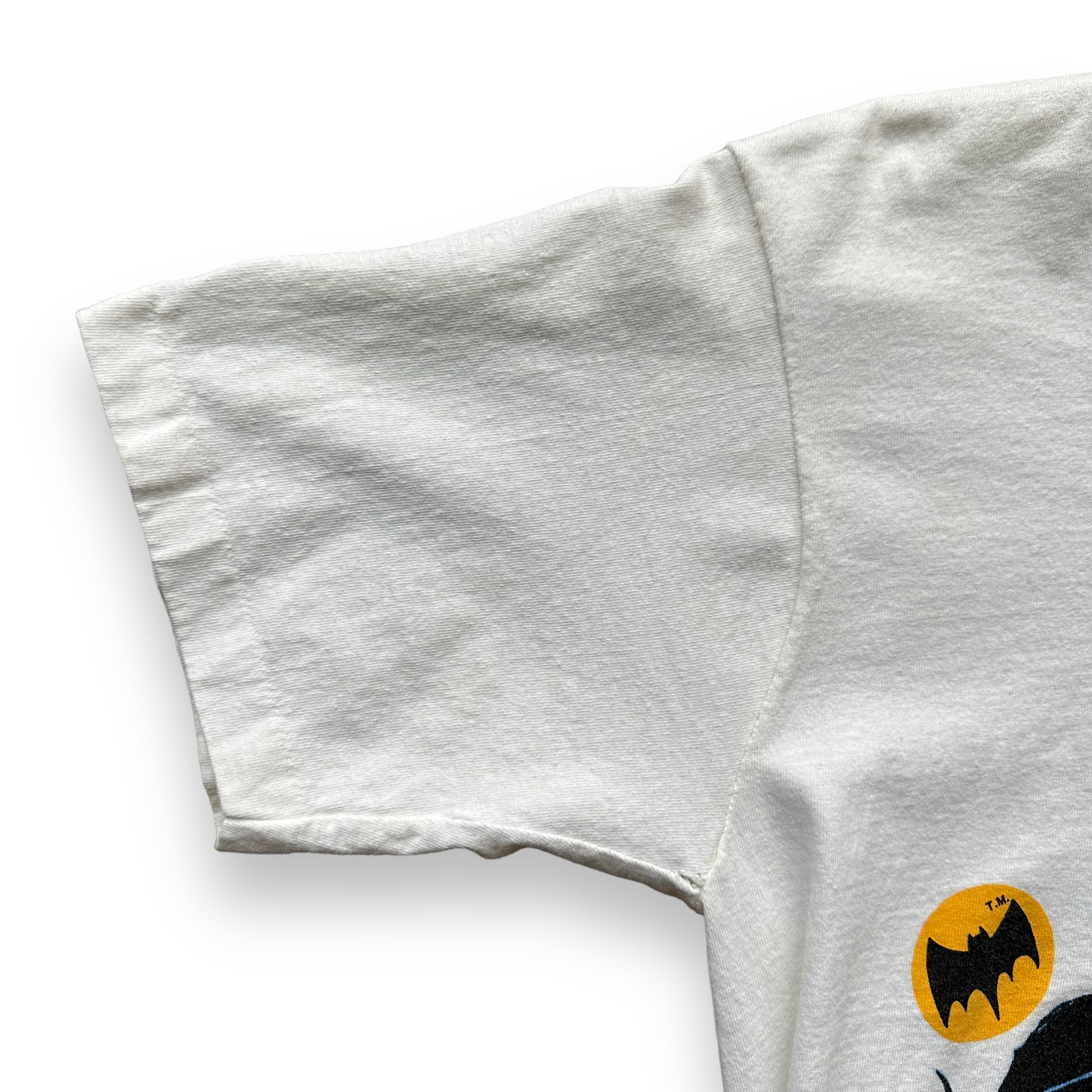 Front Right Single Stitch Sleeve View of Vintage Adam West Batman Tee SZ M | Vintage Comic Book T-Shirts Seattle | Barn Owl Vintage Tees Seattle
