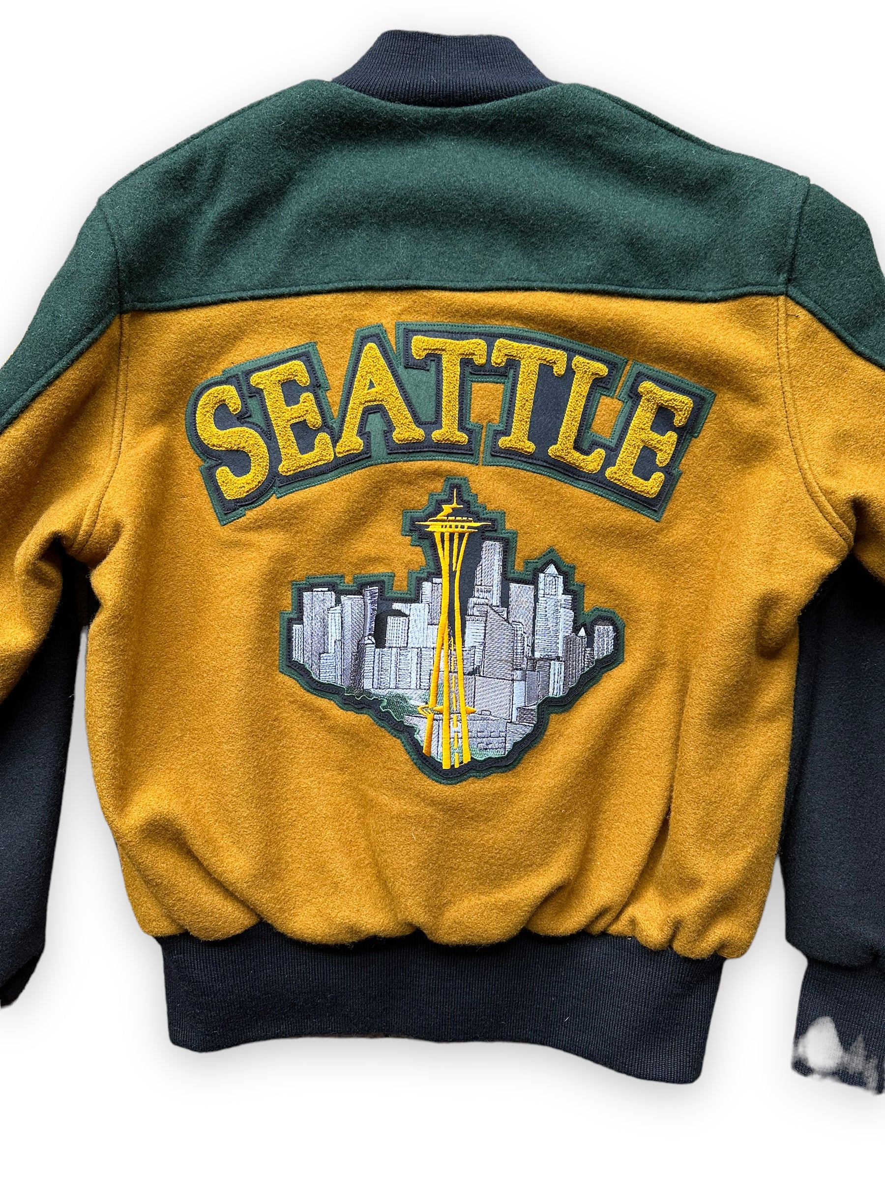 Rear Detail on Seattle Supersonics Green Black and Yellow Prototype Jacket SZ L | Vintage Seattle Supersonics  | Seattle Vintage Basketball