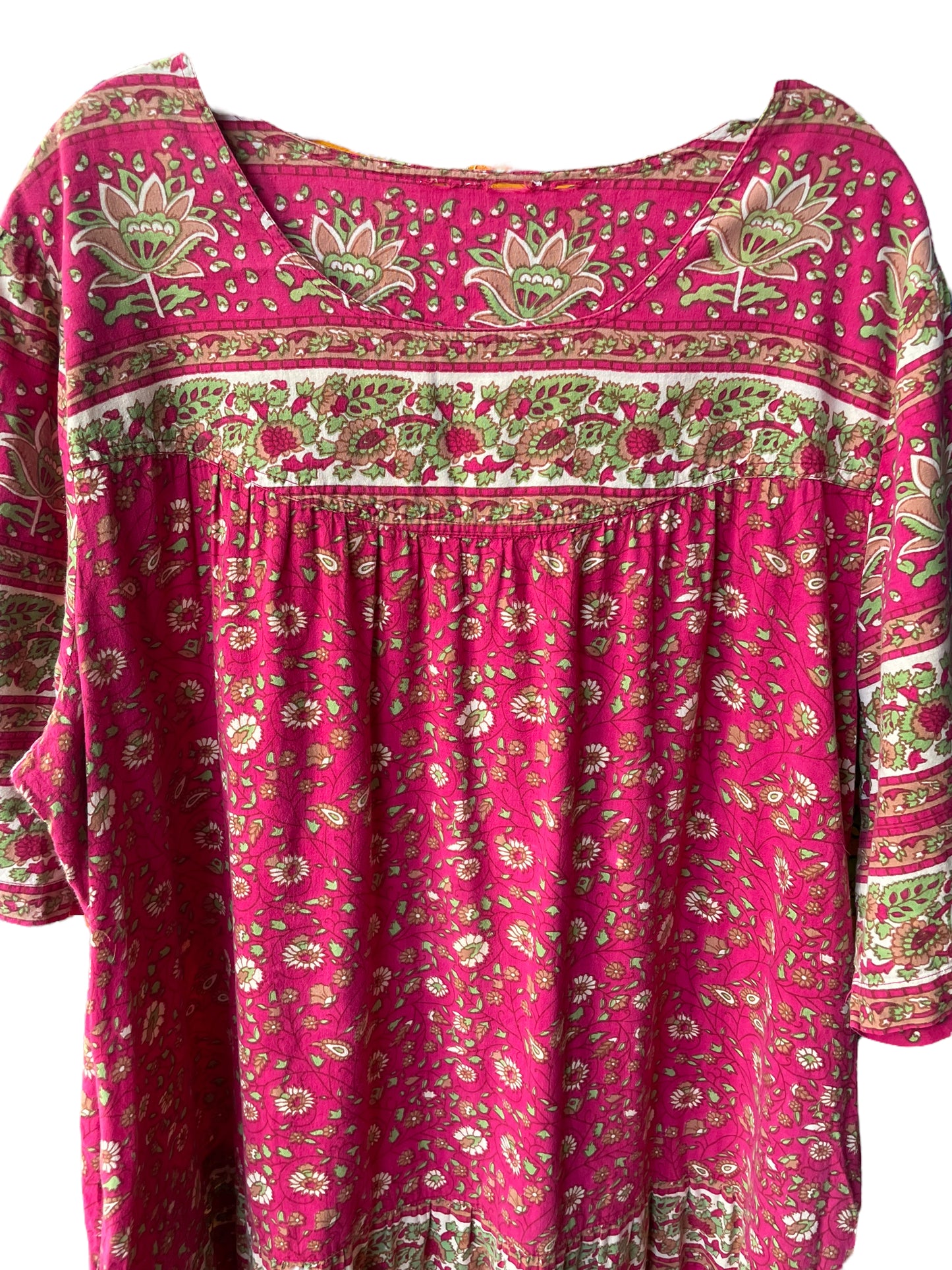 Front top view of Vintage 1970s Indian Cotton Dress Sz XL