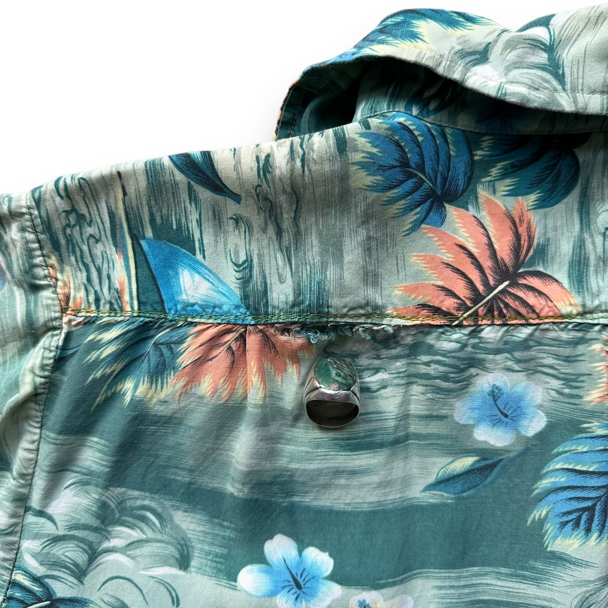 Hole in Left Rear Shoulder on Vintage Muted Green Hawaiian Holiday Rayon Shirt AS IS SZ M | Seattle Vintage Rayon Hawaiian Shirt | Barn Owl Vintage Clothing Seattle