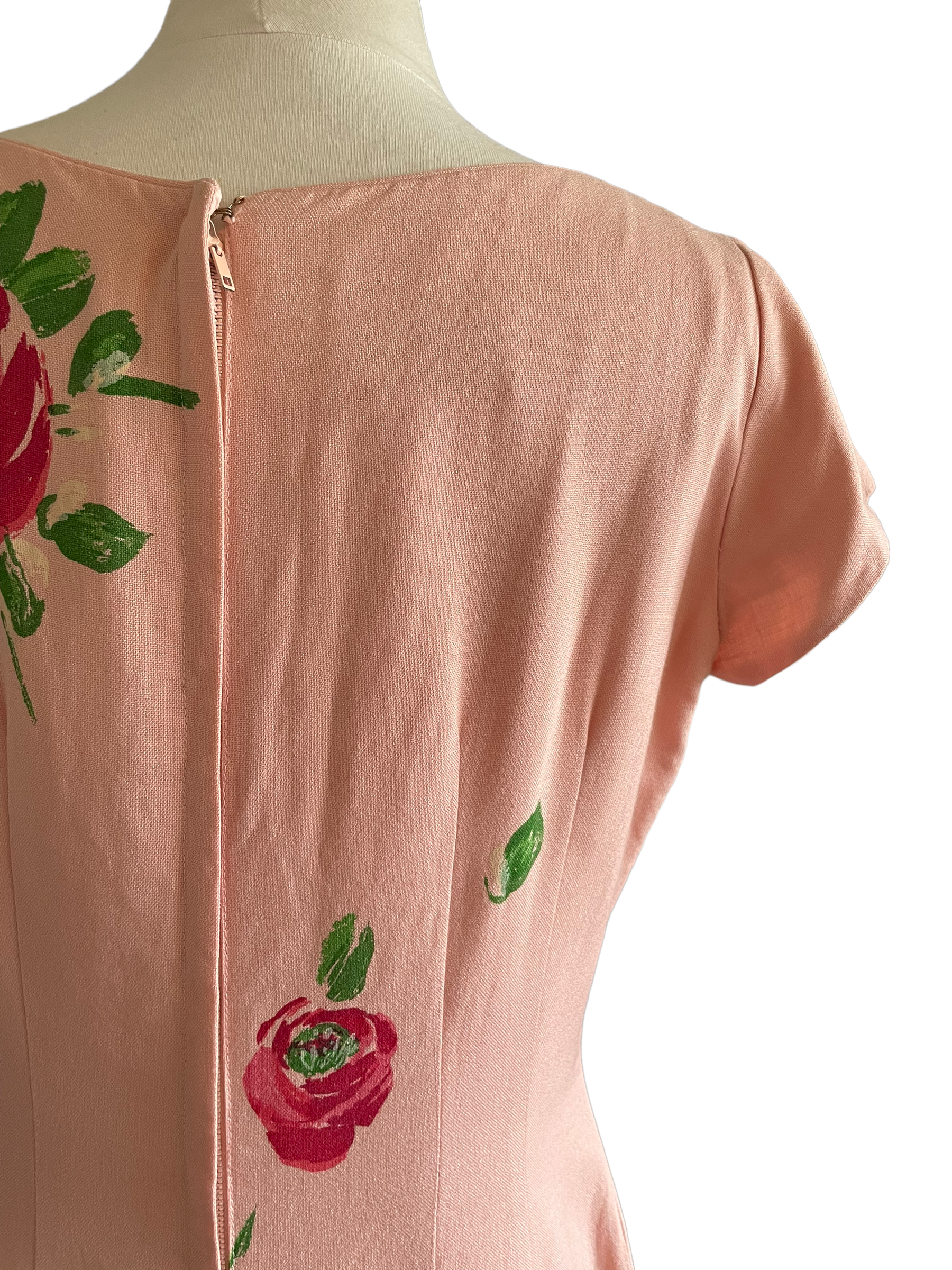 Vintage 1950s Jackie Morgan Painted Roses Dress SZ S |  Barn Owl Vintage | Seattle Vintage Dresses Rear right shoulder view.