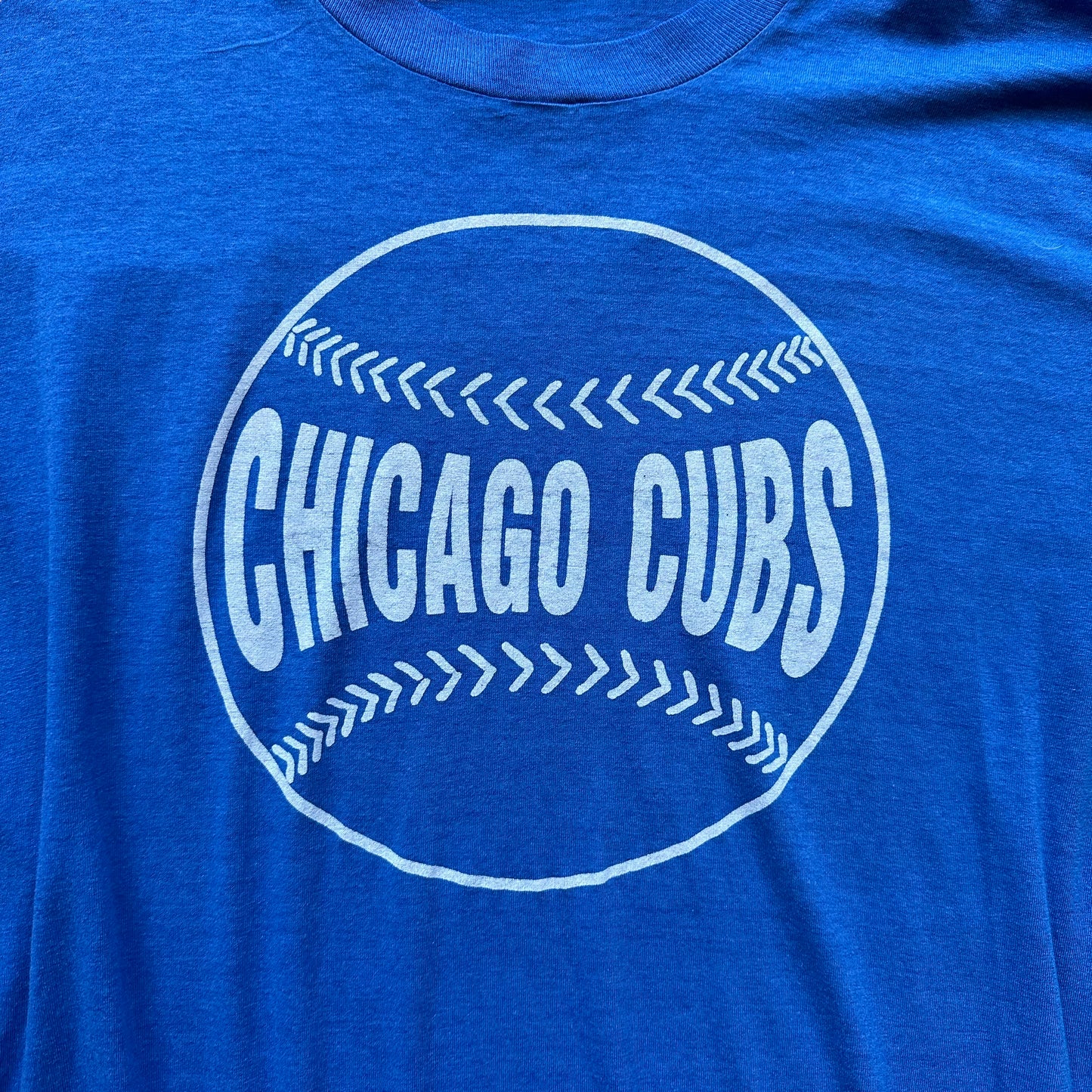 Front Detail on Vintage Chicago Cubs Tee SZ L | Vintage Baseball T-Shirts Seattle | Barn Owl Vintage Tees Seattle