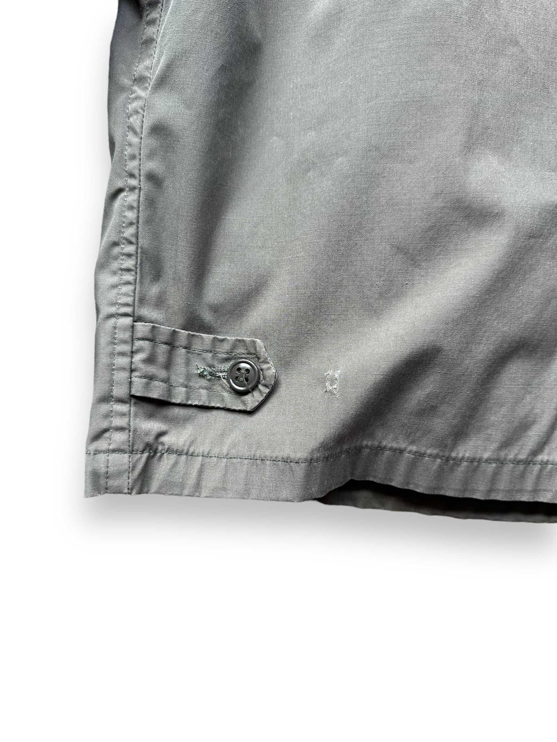 Left Rear Tethers on Vintage Lightweight US Army Jacket SZ M-L | Vintage Military Jackets Seattle | Barn Owl Vintage Clothing Seattle
