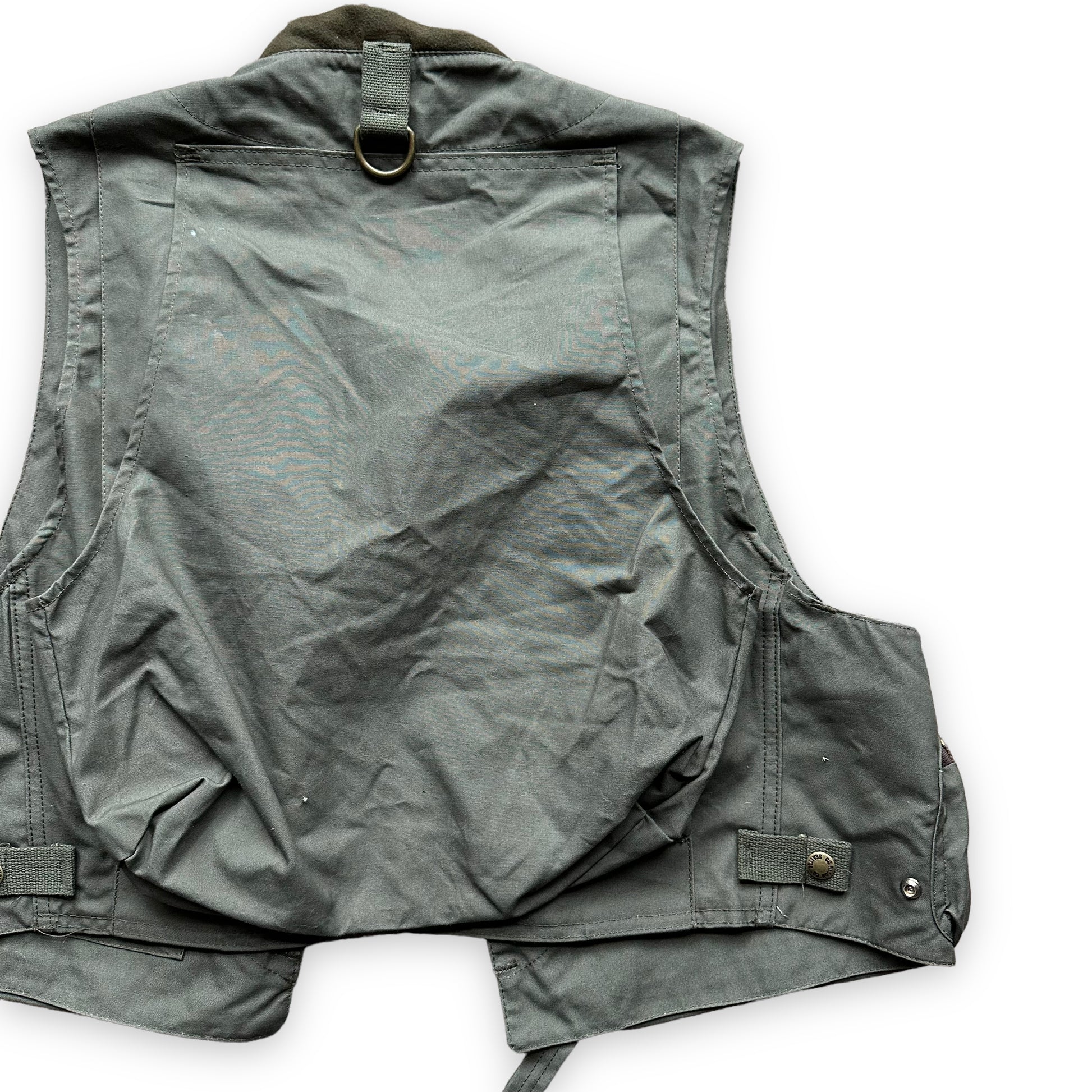 Right Rear Detail on Vintage Filson Fly Fishing Vest Style 134 SZ S |  Filson Tin Cloth Vests Seattle | Barn Owl Vintage