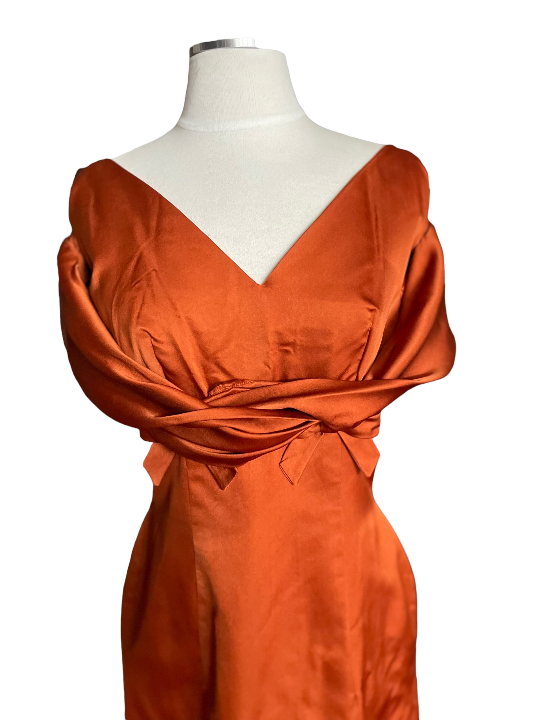 Top view of bodice under the collar Vintage 1950s Burnt Orange Silk Dress SZ M