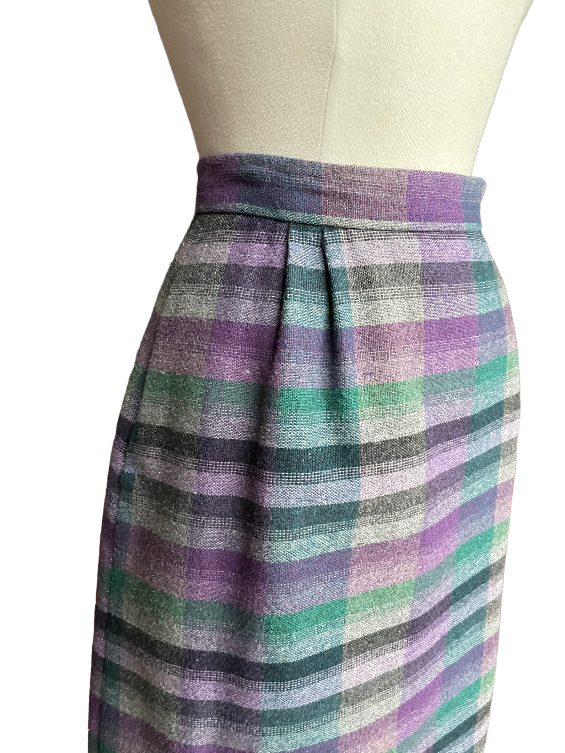 Right side view of Vintage 1980s Plaid Pencil Skirt | Barn Owl Vintage | Seattle True Vintage