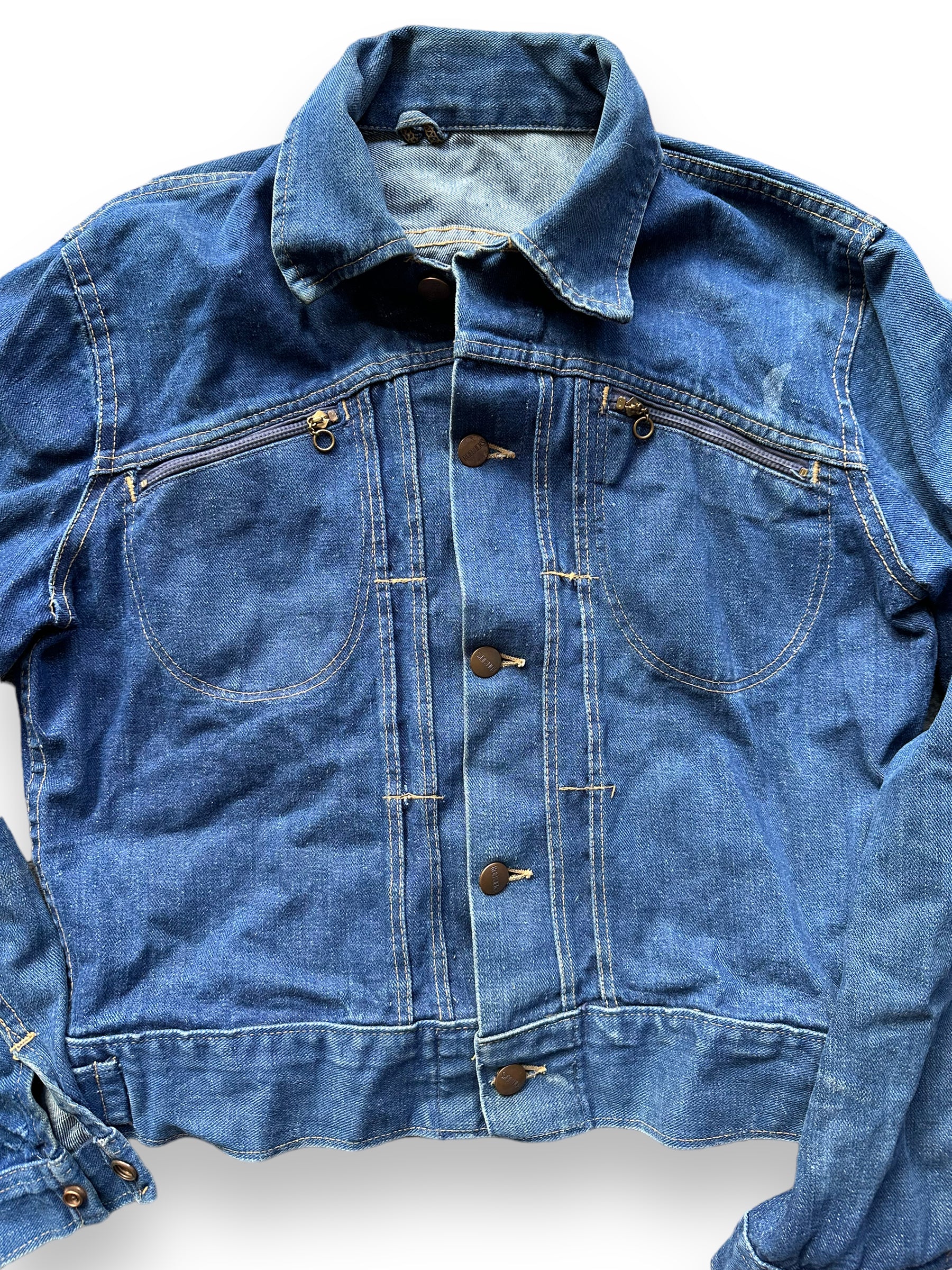 Front Detail on Vintage Roebucks Selvedge Denim Jacket SZ S | Vintage Jean Jacket Seattle | Seattle Vintage Denim
