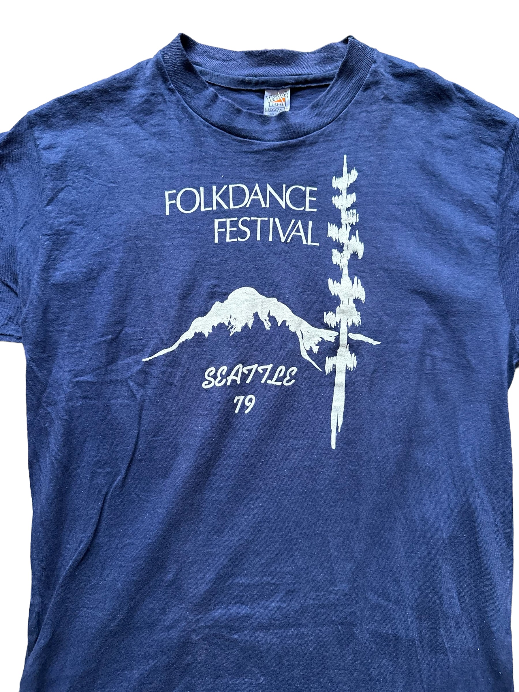 Front Graphic Close Up on Vintage Single Stitch Folkdance Festival Seattle Tee SZ Large |  Vintage Folkdance Graphic T Shirt Seattle | Barn Owl Vintage