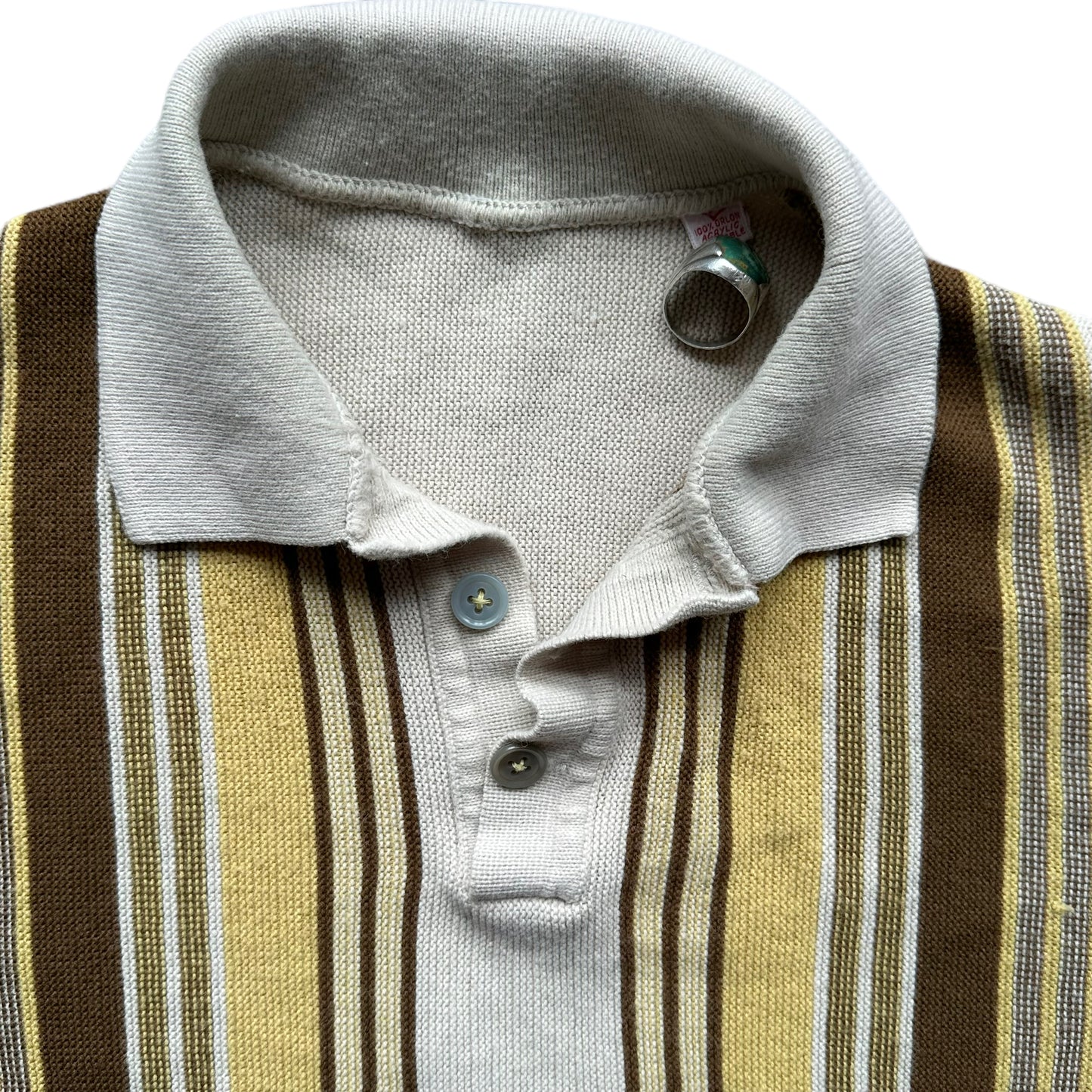 Upper Front Detail on Vintage 100% Orlon Acrylic 60s Sweater Shirt SZ M | Vintage Sweater Shirt Seattle | Barn Owl Vintage Seattle