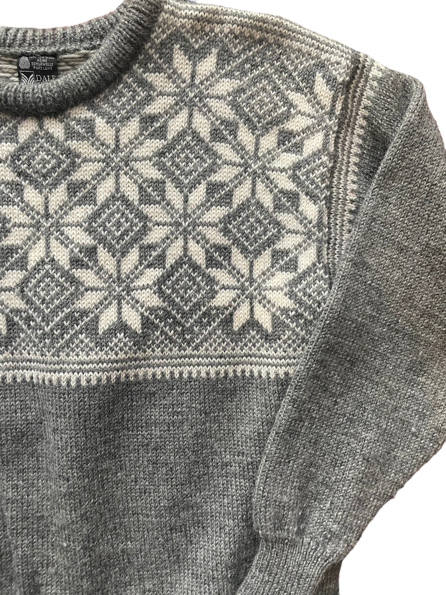 Vintage 1980s Dale of Norway Wool Sweater SZ L | Barn Owl Vintage | Seattle Vintage Sweaters