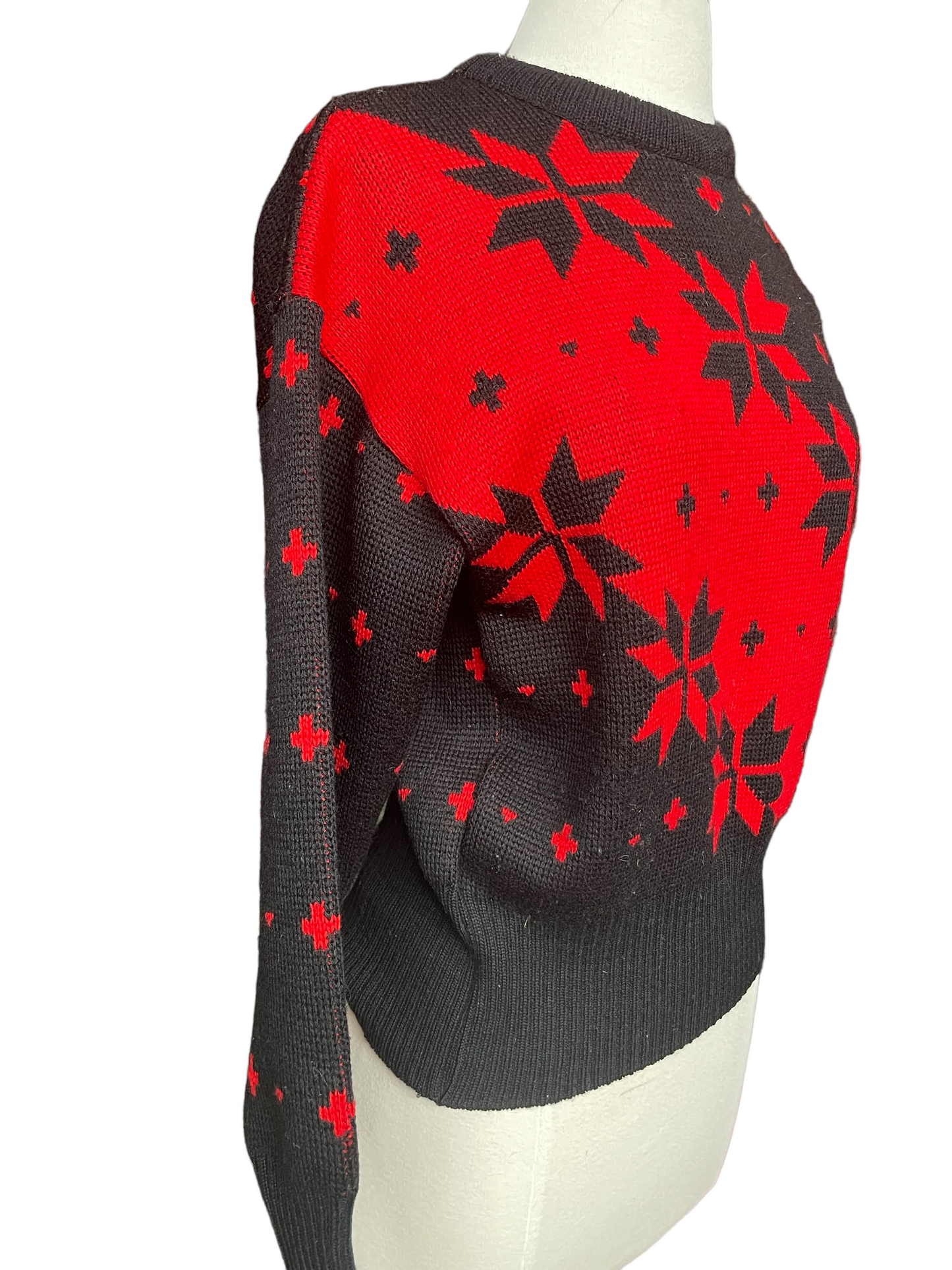 Right Angle View of Vintage 1980s Demetre Wool Ski Sweater | Barn Owl Vintage | Seattle Vintage Sweaters