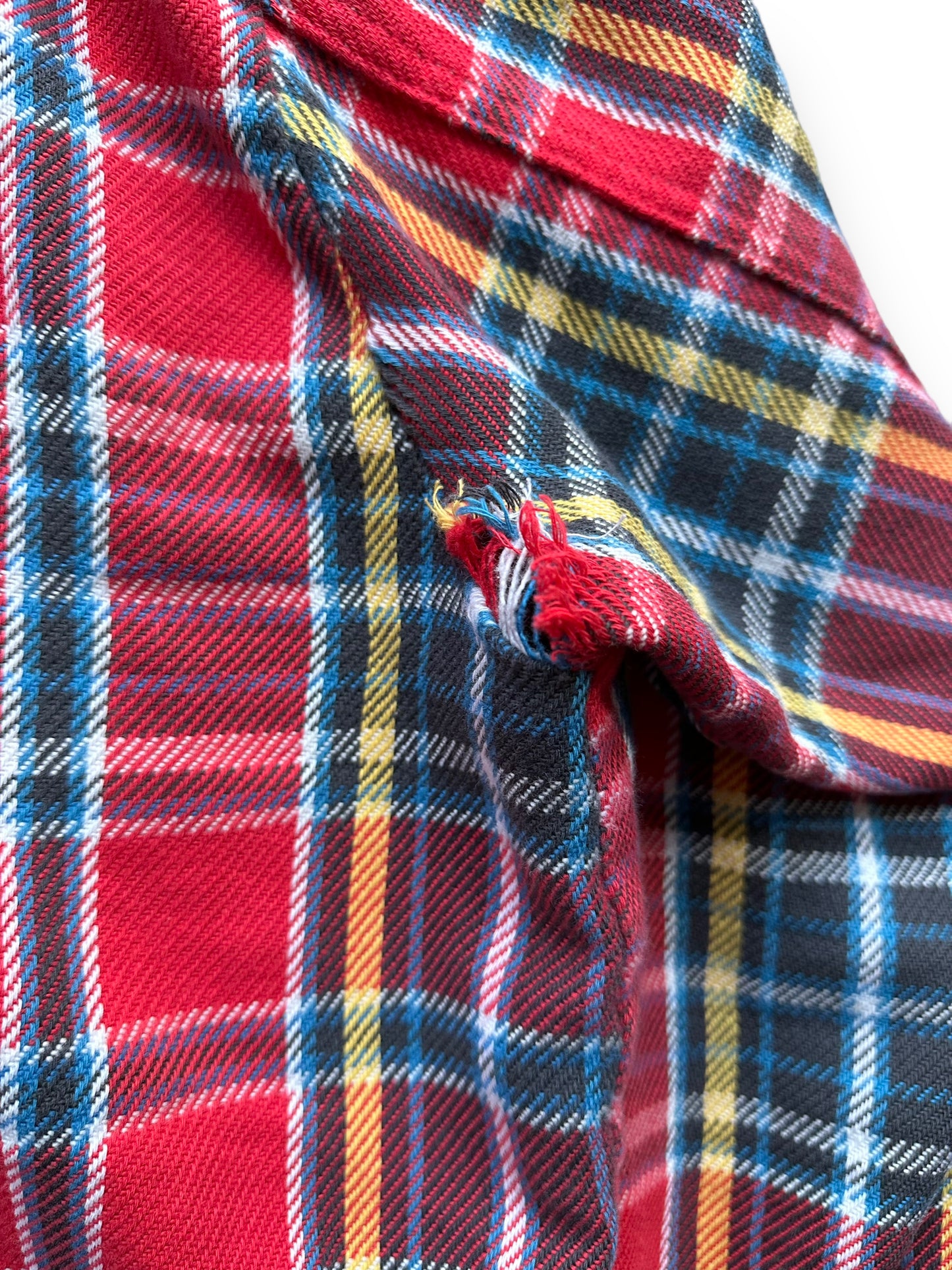 Small Hole in Right Armpit on Vintage Red Blue & Yellow Big Mac Cotton Flannel SZ XL Tall | Barn Owl Vintage Seattle | Vintage Cotton Flannel Seattle