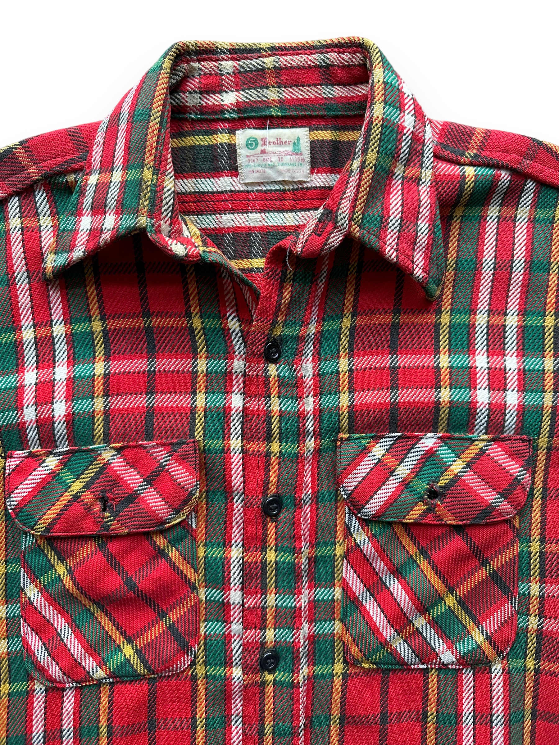 Front Chest View of Vintage 5 Brothers Red and Green Cotton Flannel SZ M | Vintage Cotton Flannel Seattle | Barn Owl Vintage Seattle